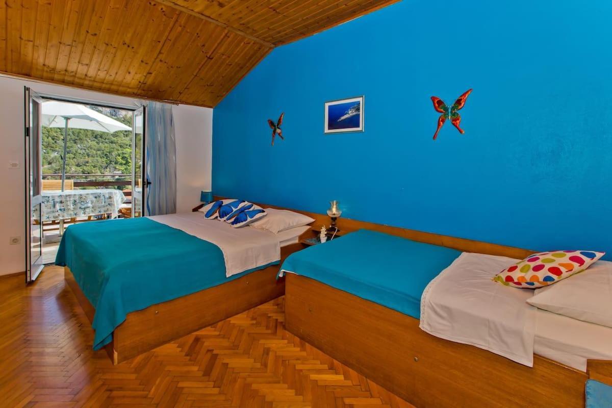 Villa Mateljan Zastražišće Buitenkant foto
