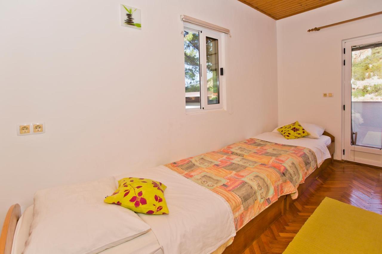 Villa Mateljan Zastražišće Buitenkant foto